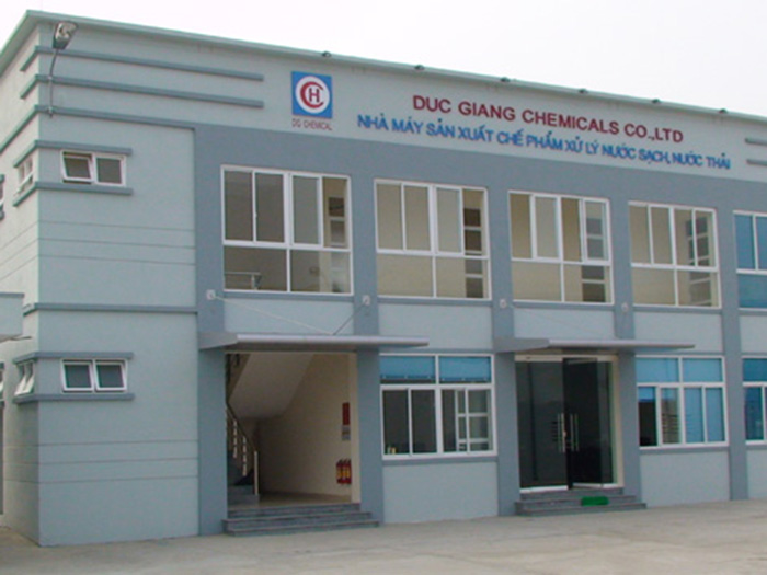 CÔNG TY TNHH HÓA CHẤT CÔNG NGHIỆP ĐỨC GIANG